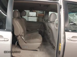 2005 Toyota Sienna XLE with VIN 5TDBA22C85S047371, listed as a IAAI auction lot 41591534 with 185,209 mi miles and . Bid and sale history available at DreamBid. Image 8.