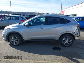2021 Honda HR-V EX with VIN 3CZRU6H59MM749892, listed as a IAAI auction lot 41550074 with 61,590 mi miles. Bid and sale history available at carsss.com. Image 15.