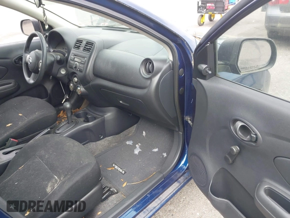 2012 Nissan Versa SL with VIN 3N1CN7AP1CL880042, listed as a IAAI auction lot 41833105 with 82,682 mi miles and . Bid and sale history available at carsss.com. Image 5.