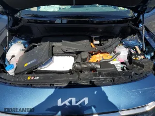 2025 Kia Niro SX Touring with VIN KNDCT3LEXS5235850, listed as a Copart auction lot 52300695 with 1,980 mi miles and Salvage Title. Bid and sale history available at carsss.com. Image 11.