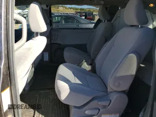 2019 Toyota Sienna LE with VIN 5TDJZ3DC6KS219268, listed as a Copart auction lot 78173524 with 69,168 mi miles and Salvage Title. Bid and sale history available at carsss.com. Image 11.