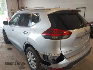 2019 Nissan Rogue SV with VIN KNMAT2MT6KP508415, listed as a IAAI auction lot 42314626 with 139,938 mi miles and . Bid and sale history available at DreamBid. Image 3.