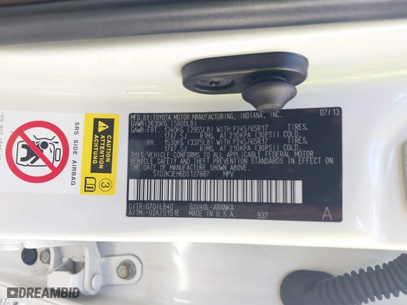 2013 Toyota Highlander with VIN 5TDZK3EH6DS127887, listed as a IAAI auction lot 40918744 with 200,755 mi miles. Bid and sale history available at carsss.com. Image 9.