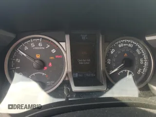 2019 Toyota Tacoma SR z VIN 3TMCZ5AN9KM283203, wystawiony jako Copart lot #55325915 z przebiegiem 116 318 mil mil oraz Szkoda całkowita • Salvage title. Historia ofert i sprzedaży dostępna na DreamBid. Obrazek 9.