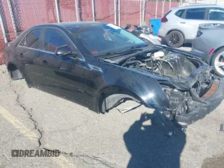 2013 Cadillac CTS-V z VIN 1G6DV5EPXD0157887, wystawiony jako IAAI lot #41338179 z przebiegiem 54 190 mil mil oraz . Historia ofert i sprzedaży dostępna na DreamBid. Obrazek 1.