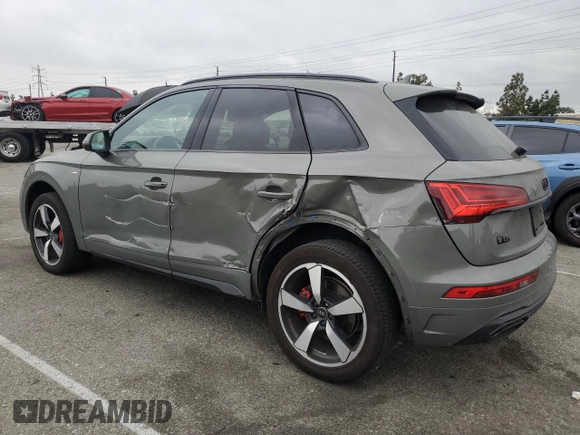 2024 Audi Q5 S line Premium Plus z VIN WA1EAAFY9R2045228, wystawiony jako Copart lot #53828645 z przebiegiem 16 502 mil mil oraz Szkoda całkowita • Salvage title. Historia ofert i sprzedaży dostępna na DreamBid. Obrazek 2.