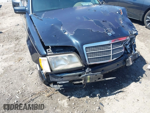 1996 Mercedes-Benz C 230/260/280/320 with VIN WDBHA28E2TF372452, listed as a IAAI auction lot 42457010 with Not provided miles and . Bid and sale history available at DreamBid. Image 17.