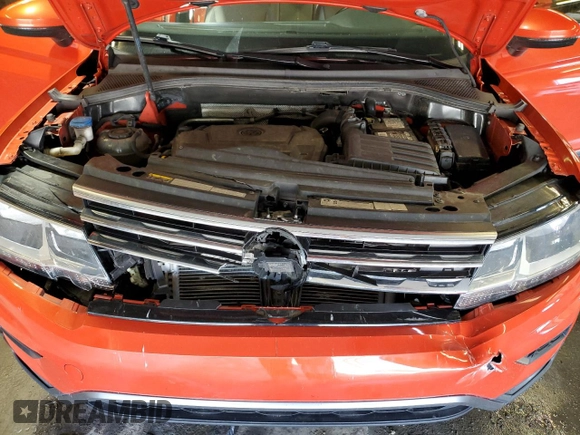 2018 Volkswagen Tiguan SEL with VIN 3VV2B7AXXJM220365, listed as a Copart auction lot 60486055 with 92,006 mi miles and Salvage title. Bid and sale history available at DreamBid. Image 12.