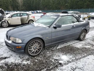 2003 BMW 3 Series 330Ci with VIN WBABS53433EV90570, listed as a Copart auction lot 43484075 with 147,082 mi miles and Salvage Title. Bid and sale history available at carsss.com. Image 1.
