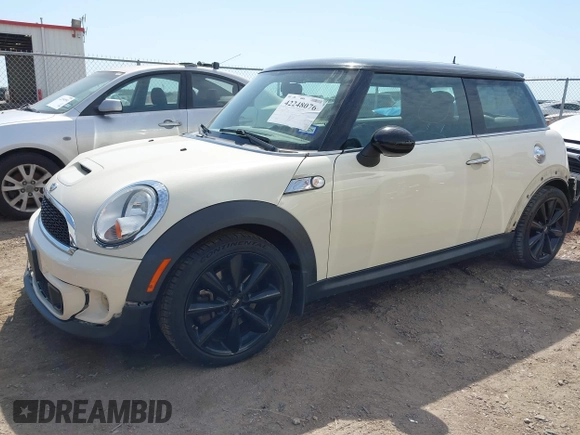 2012 MINI Hardtop S with VIN WMWSV3C5XCTY27099, listed as a IAAI auction lot 42248076 with 99,384 mi miles and . Bid and sale history available at DreamBid. Image 17.