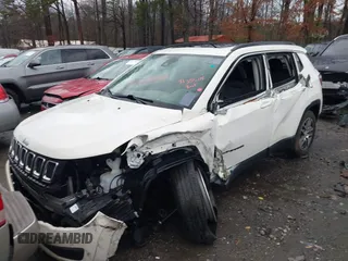 2020 Jeep Compass Latitude with VIN 3C4NJCBB9LT241954, listed as a IAAI auction lot 41355145 with Not Provided miles and . Bid and sale history available at carsss.com. Image 18.