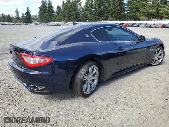 2012 Maserati GranTurismo S с VIN ZAM45KLAXC0063982, выставлен на аукционе Copart как лот 58490074 с пробегом 25 194 миль миль и Списание • Salvage title. История ставок и продаж доступна на DreamBid. Изображение 3.