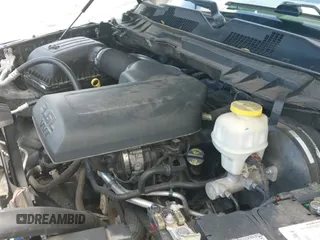 2018 Ram 1500 Big Horn z VIN 3C6RR7LG8JG196966, wystawiony jako IAAI lot #42999290 z przebiegiem 110 611 mil mil oraz . Historia ofert i sprzedaży dostępna na DreamBid. Obrazek 19.