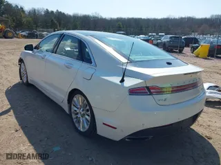 2013 Lincoln MKZ with VIN 3LN6L2G9XDR823893, listed as a IAAI auction lot 42003836 with 170,937 mi miles. Bid and sale history available at carsss.com. Image 3.
