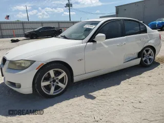 2009 BMW 3 Series 328i z VIN WBAPH73579A174711, wystawiony jako Copart lot #50743495 z przebiegiem Nie podano mil oraz Szkoda całkowita • Salvage title. Historia ofert i sprzedaży dostępna na DreamBid. Obrazek 1.