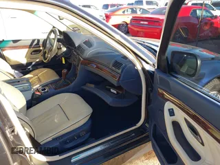 2001 BMW 7 Series 740iL with VIN WBAGH83401DP20636, listed as a IAAI auction lot 41646017 with 60,098 mi miles. Bid and sale history available at carsss.com. Image 5.