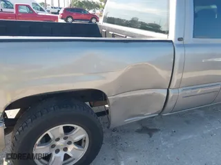 2003 Chevrolet Silverado 1500 LS with VIN 2GCEC19XX31244508, listed as a IAAI auction lot 42052595 with 164,683 mi miles. Bid and sale history available at carsss.com. Image 12.