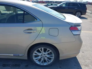 2011 Lexus HS 250h with VIN JTHBB1BA6B2047554, listed as a IAAI auction lot 41909454 with 128,500 mi miles. Bid and sale history available at carsss.com. Image 18.