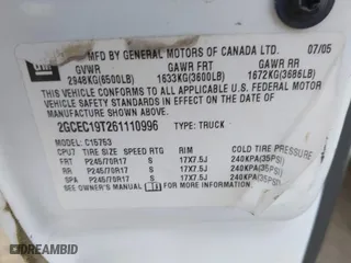 2006 Chevrolet Silverado 1500 LT1 with VIN 2GCEC19T261110996, listed as a IAAI auction lot 41721472 with 242,319 mi miles. Bid and sale history available at carsss.com. Image 9.