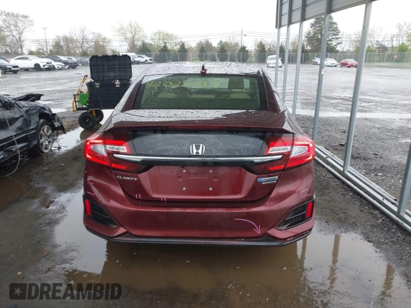2018 Honda Clarity Plug-In Hybrid Touring with VIN JHMZC5F3XJC005797, listed as a IAAI auction lot 42021622 with 58,307 mi miles. Bid and sale history available at carsss.com. Image 17.
