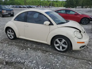 2006 Volkswagen Beetle with VIN 3VWSR31C56M422745, listed as a Copart auction lot 57027055 with 256,916 mi miles and Salvage title. Bid and sale history available at DreamBid. Image 4.
