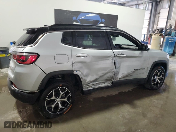 2024 Jeep Compass Limited z VIN 3C4NJDCN0RT125405, wystawiony jako Copart lot #60204955 z przebiegiem 34 041 mil mil oraz Czysty tytuł • Clean title. Historia ofert i sprzedaży dostępna na DreamBid. Obrazek 3.