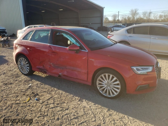 2017 Audi A3 Sportback e-tron Premium Plus with VIN WAUTPBFF3HA068828, listed as a Copart auction lot 41537753 with NaN miles. Bid and sale history available at carsss.com. Image 4.