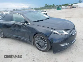 2015 Lincoln MKZ Hybrid z VIN 3LN6L2LU6FR626572, wystawiony jako IAAI lot #38101589 z przebiegiem 151 492 mil mil oraz . Historia ofert i sprzedaży dostępna na DreamBid. Obrazek 1.