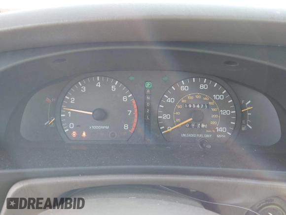 1996 Toyota Camry DX z VIN 4T1BG12K3TU662835, wystawiony jako IAAI lot #42060645 z przebiegiem 195 600 mil mil oraz . Historia ofert i sprzedaży dostępna na DreamBid. Obrazek 7.