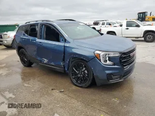2024 GMC Terrain SLE z VIN 3GKALMEG5RL299448, wystawiony jako Copart lot #51279035 z przebiegiem 8 606 mil mil oraz Szkoda całkowita • Salvage title. Historia ofert i sprzedaży dostępna na DreamBid. Obrazek 4.