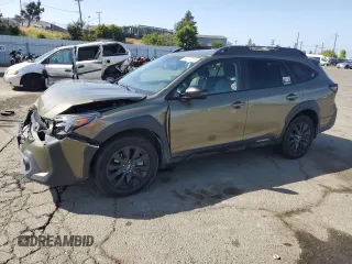2023 Subaru Outback Onyx z VIN 4S4BTAJC5P3103613, wystawiony jako Copart lot #54275675 z przebiegiem 50 500 mil mil oraz Szkoda całkowita • Salvage title. Historia ofert i sprzedaży dostępna na DreamBid. Obrazek 1.