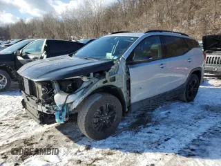 2022 GMC Terrain AT4 with VIN 3GKALYEV6NL261517, listed as a Copart auction lot 44010835 with 35,167 mi miles and Salvage Title. Bid and sale history available at carsss.com. Image 1.
