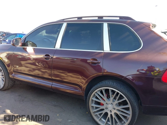2006 Porsche Cayenne S with VIN WP1AB29P56LA62851, listed as a IAAI auction lot 41986415 with 197,783 mi miles. Bid and sale history available at carsss.com. Image 14.