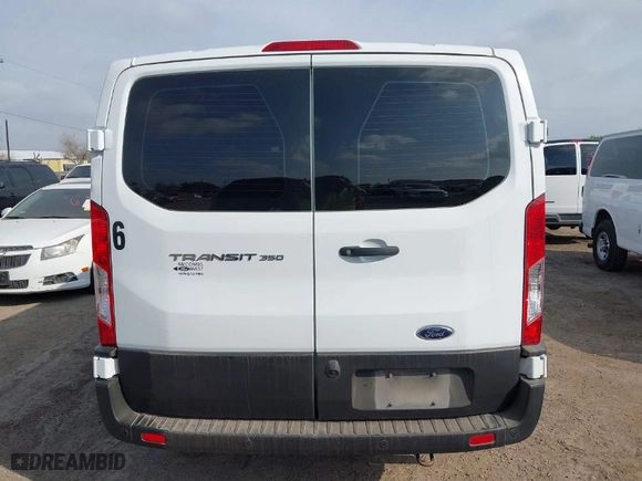2022 Ford Transit Passenger Wagon XL with VIN 1FBAX2Y85NKA67506, listed as a IAAI auction lot 41509594 with 209,455 mi miles. Bid and sale history available at carsss.com. Image 16.