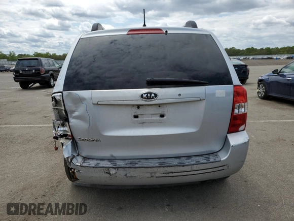 2007 Kia Sedona with VIN KNDMB133076135686, listed as a Copart auction lot 61406634 with 121,909 mi miles and Non Repairable. Bid and sale history available at carsss.com. Image 6.