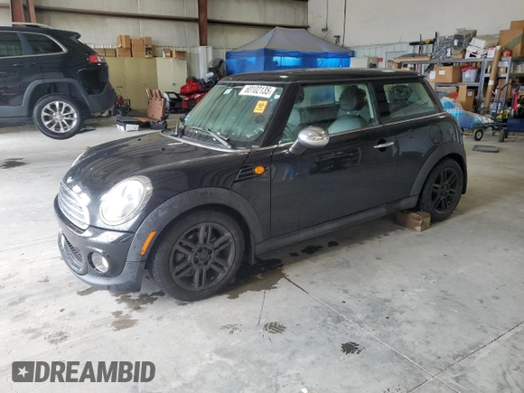 2012 MINI Hardtop with VIN WMWSU3C58CT369968, listed as a Copart auction lot 60102135 with 138,062 mi miles and Salvage title. Bid and sale history available at DreamBid. Image 1.