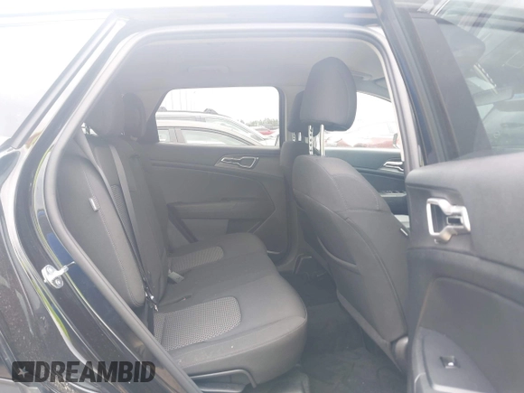 2024 Kia Sportage LX with VIN KNDPU3DFXR7285359, listed as a IAAI auction lot 42158311 with 30,928 mi miles and . Bid and sale history available at DreamBid. Image 8.