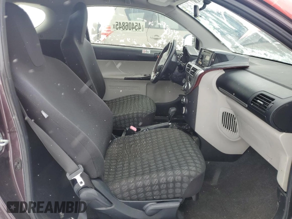 2013 Scion iQ with VIN JTNJJXB09DJ025885, listed as a Copart auction lot 45406845 with 63,679 mi miles and Salvage title. Bid and sale history available at DreamBid. Image 10.
