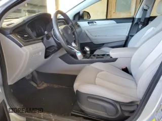 2018 Hyundai Sonata Hybrid SE with VIN KMHE24L34JA083114, listed as a Copart auction lot 37716384 with Not Provided miles. Bid and sale history available at carsss.com. Image 7.