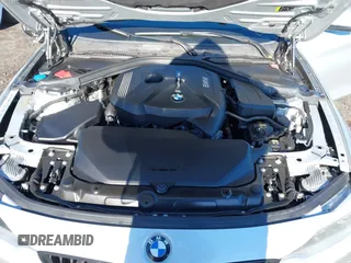 2020 BMW 4 Series 430i xDrive z VIN WBA4J3C03LCD21710, wystawiony jako IAAI lot #41768173 z przebiegiem 53 004 mil mil oraz . Historia ofert i sprzedaży dostępna na DreamBid. Obrazek 9.
