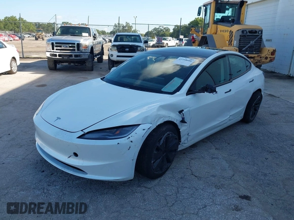 2025 Tesla Model 3 Long Range с VIN 5YJ3E1EA2SF988439, выставлен на аукционе IAAI как лот 42258606 с пробегом 3 566 миль миль и . История ставок и продаж доступна на DreamBid. Изображение 2.