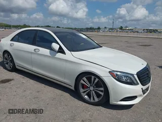 2014 Mercedes-Benz S 550 z VIN WDDUG8CB7EA012517, wystawiony jako IAAI lot #42179100 z przebiegiem Nie podano mil oraz . Historia ofert i sprzedaży dostępna na DreamBid. Obrazek 1.