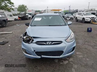 2012 Hyundai Accent GS z VIN KMHCT5AE4CU057239, wystawiony jako IAAI lot #42267212 z przebiegiem 99 446 mil mil oraz . Historia ofert i sprzedaży dostępna na DreamBid. Obrazek 6.