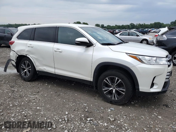 2019 Toyota Highlander LE with VIN 5TDBZRFH7KS923687, listed as a Copart auction lot 59292065 with 94,084 mi miles and Salvage title. Bid and sale history available at DreamBid. Image 4.