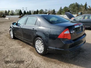 2010 Ford Fusion Hybrid с VIN 3FADP0L32AR310256, выставлен на аукционе Copart как лот 54310965 с пробегом 126 258 миль миль и Списание • Salvage title. История ставок и продаж доступна на DreamBid. Изображение 2.
