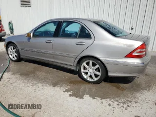2004 Mercedes-Benz C 230 Kompressor with VIN WDBRF40J44F459457, listed as a Copart auction lot 49518895 with 249,921 mi miles and Clean Title. Bid and sale history available at DreamBid. Image 2.