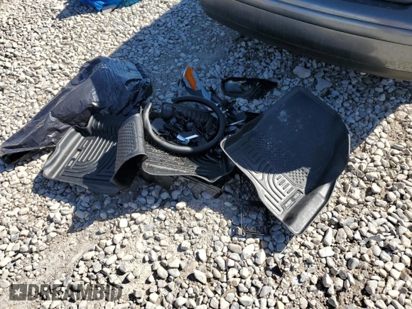 2014 Ford Police Interceptor с VIN 1FAHP2MK1EG127818, выставлен на аукционе Copart как лот 53983545 с пробегом 119 897 миль миль и Списание • Salvage title. История ставок и продаж доступна на DreamBid. Изображение 12.