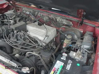 2000 Ford Explorer XLT z VIN 1FMZU83P1YZC54998, wystawiony jako IAAI lot #41613856 z przebiegiem 225 855 mil mil oraz . Historia ofert i sprzedaży dostępna na DreamBid. Obrazek 9.