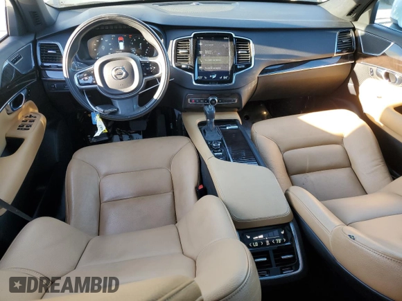 2017 Volvo XC90 Momentum with VIN YV4A22PK3H1150902, listed as a Copart auction lot 42141515 with 76,643 mi miles and Salvage Title. Bid and sale history available at carsss.com. Image 8.