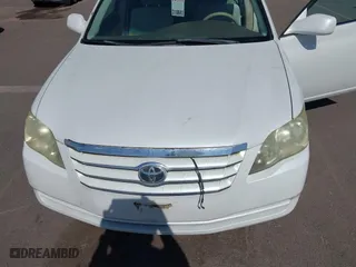 2005 Toyota Avalon XL with VIN 4T1BK36BX5U047867, listed as a IAAI auction lot 41895703 with 130,429 mi miles. Bid and sale history available at carsss.com. Image 6.